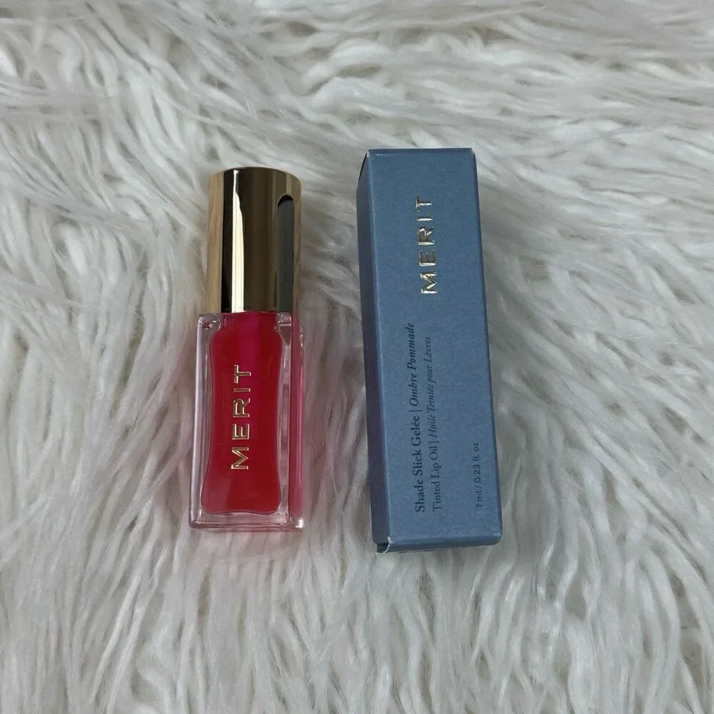 Merit Shade Slick Hydrating Tinted Lip Oil Les Deux